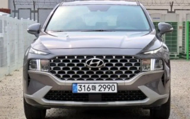 기업차차차 중고차매매사이트 더 뉴 싼타페 디젤 2.2 2WD 익스클루시브 매물 사진 4 - 2022/04 104,386km